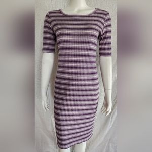 LuLaRoe Julia Knit Form Fitting Knee Length T-shirt Dress Purple - Size Medium M
